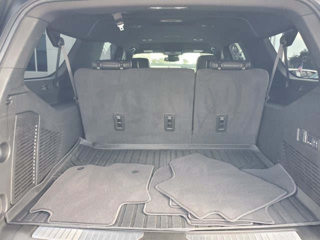2024 Chevrolet Suburban 4WD 4dr RST