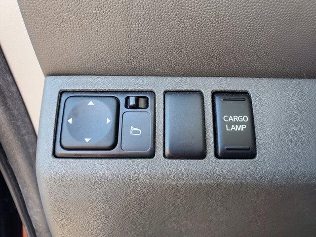 2016 Nissan Frontier 2WD Crew Cab SWB Auto SV