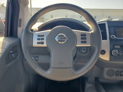 2016 Nissan Frontier 2WD Crew Cab SWB Auto SV