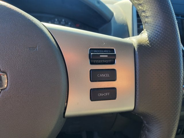 2016 Nissan Frontier 2WD Crew Cab SWB Auto SV