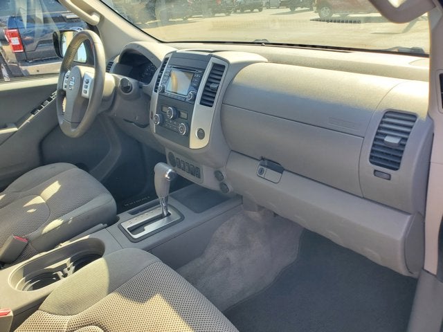 2016 Nissan Frontier 2WD Crew Cab SWB Auto SV