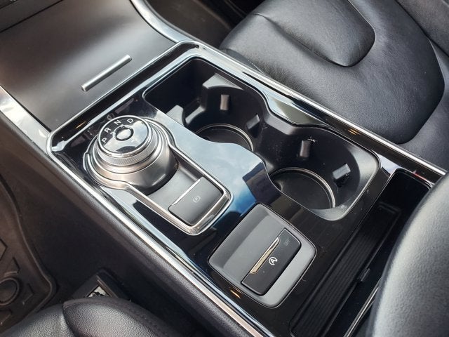 2019 Ford Edge Titanium FWD