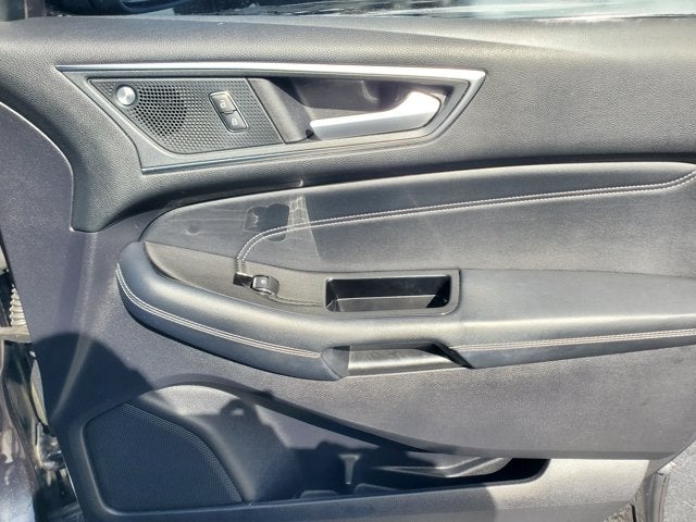 2019 Ford Edge Titanium FWD