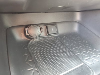 2020 Toyota RAV4 LE FWD (Natl)