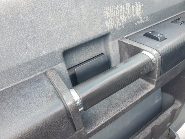 2011 Ford Super Duty F-650 Straight Frame XLT
