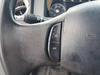 2011 Ford Super Duty F-650 Straight Frame XLT
