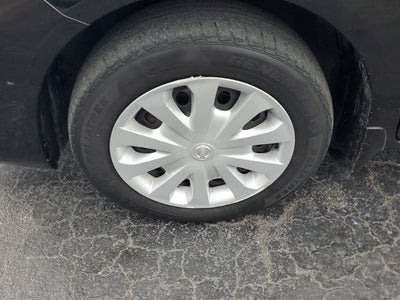 2017 Nissan Versa Sedan SV CVT