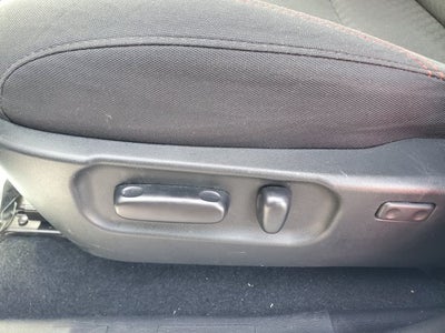 2022 Toyota Tacoma 2WD SR5 Double Cab 5' Bed V6 AT (Natl)