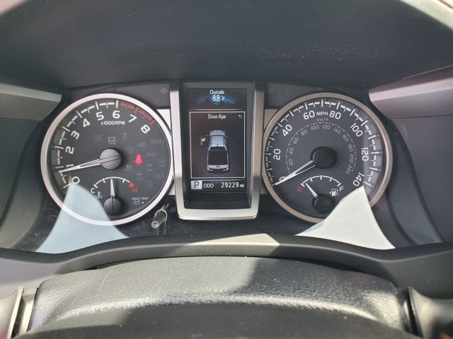 2022 Toyota Tacoma 2WD SR5 Double Cab 5' Bed V6 AT (Natl)