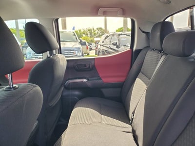 2022 Toyota Tacoma 2WD SR5 Double Cab 5' Bed V6 AT (Natl)