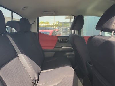 2022 Toyota Tacoma 2WD SR5 Double Cab 5' Bed V6 AT (Natl)