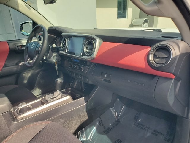 2022 Toyota Tacoma 2WD SR5 Double Cab 5' Bed V6 AT (Natl)