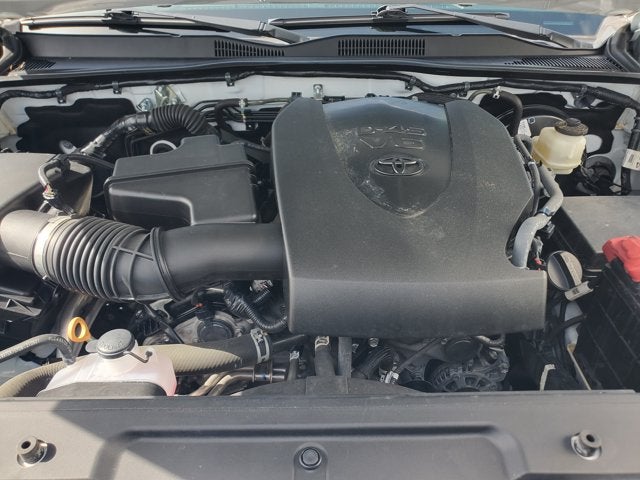 2022 Toyota Tacoma 2WD SR5 Double Cab 5' Bed V6 AT (Natl)