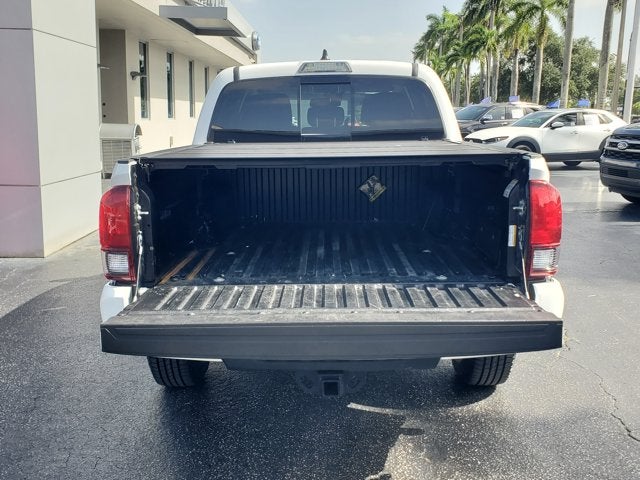 2022 Toyota Tacoma 2WD SR5 Double Cab 5' Bed V6 AT (Natl)