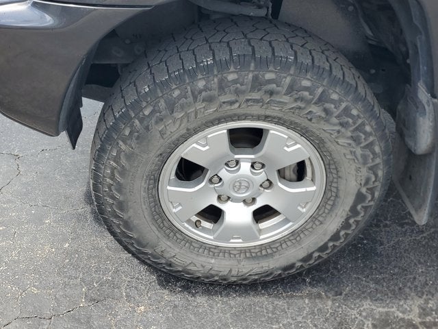 2014 Toyota Tacoma 4WD Double Cab V6 AT (Natl)