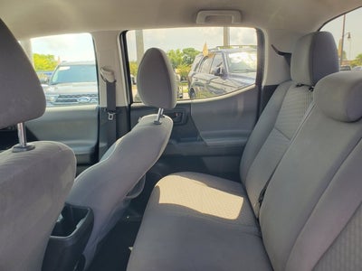 2020 Toyota Tacoma 2WD SR Double Cab 5' Bed I4 AT (Natl)