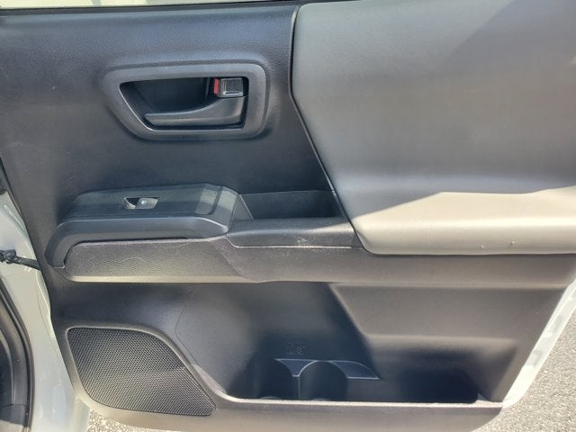 2020 Toyota Tacoma 2WD SR Double Cab 5' Bed I4 AT (Natl)