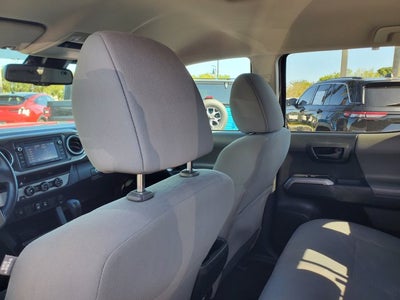2018 Toyota Tacoma SR5 Double Cab 5' Bed V6 4x2 AT (Natl)