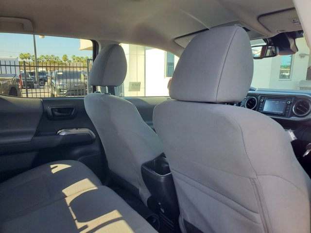 2018 Toyota Tacoma SR5 Double Cab 5' Bed V6 4x2 AT (Natl)