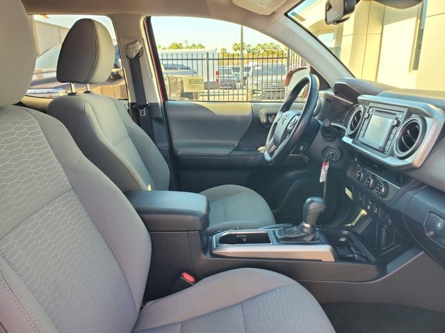 2018 Toyota Tacoma SR5 Double Cab 5' Bed V6 4x2 AT (Natl)