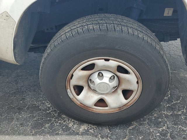 2016 Toyota Tacoma 2WD Access Cab I4 AT SR (Natl)