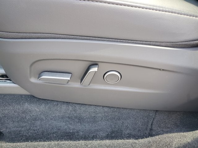 2026 Tesla Model Y Long Range Launch Series AWD *Ltd Avail*