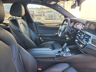 2018 BMW 5 Series 540i Sedan