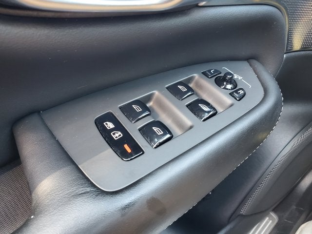 2020 Volvo XC90 T6 AWD Inscription 6 Passenger