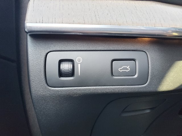 2020 Volvo XC90 T6 AWD Inscription 6 Passenger