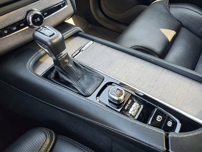 2020 Volvo XC90 T6 AWD Inscription 6 Passenger