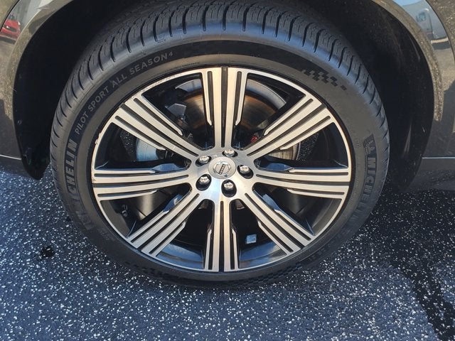 2020 Volvo XC90 T6 AWD Inscription 6 Passenger