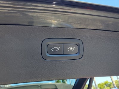 2020 Volvo XC90 T6 AWD Inscription 6 Passenger