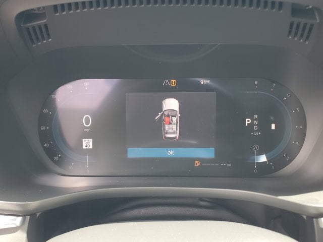 2022 Volvo XC60 B5 FWD Momentum