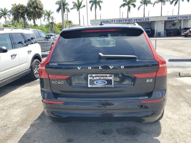 2022 Volvo XC60 B5 FWD Momentum